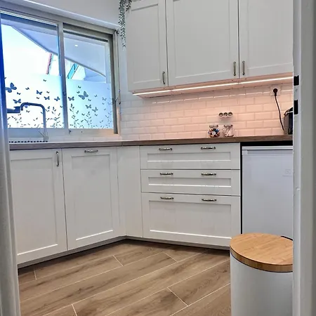 Baie Des Anges A Deux Pas De La فينوف لوبيه