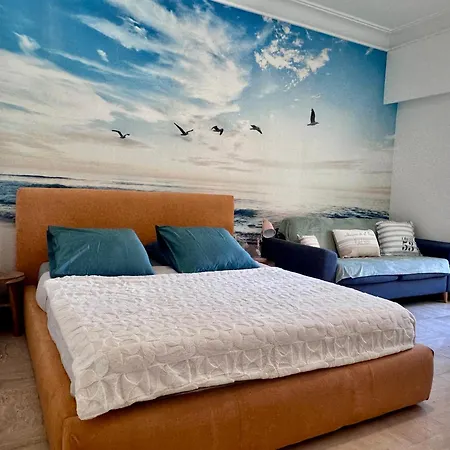 Baie Des Anges A Deux Pas De La * فينوف لوبيه