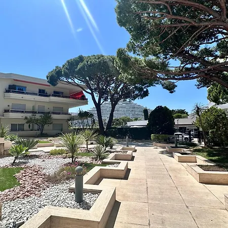 Apartment Baie Des Anges A Deux Pas De La Villeneuve-Loubet